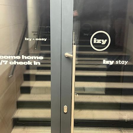 Izy Stay Hostel Bratislava Exteriér fotografie