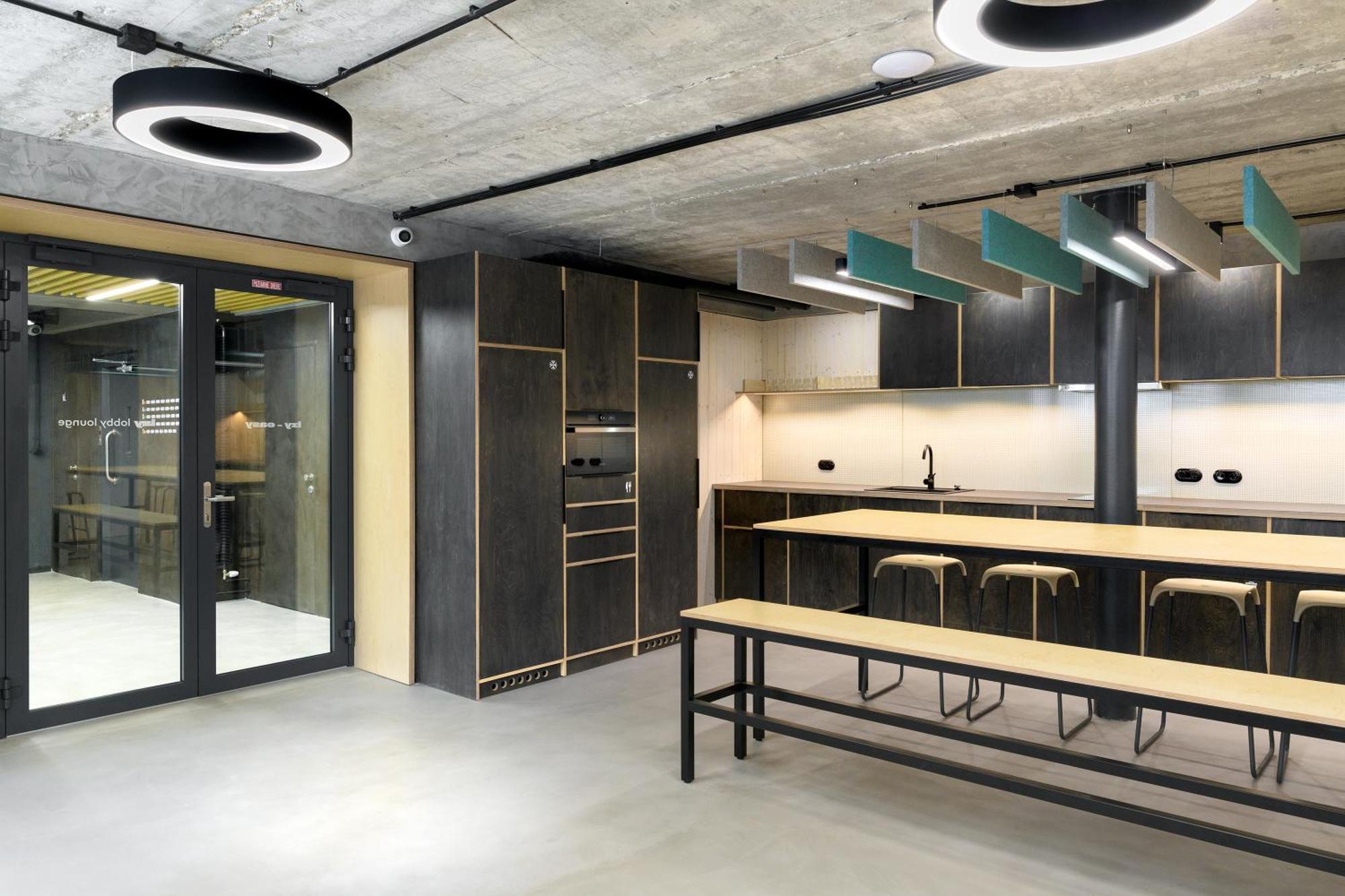 Izy Stay Hostel Bratislava Exteriér fotografie