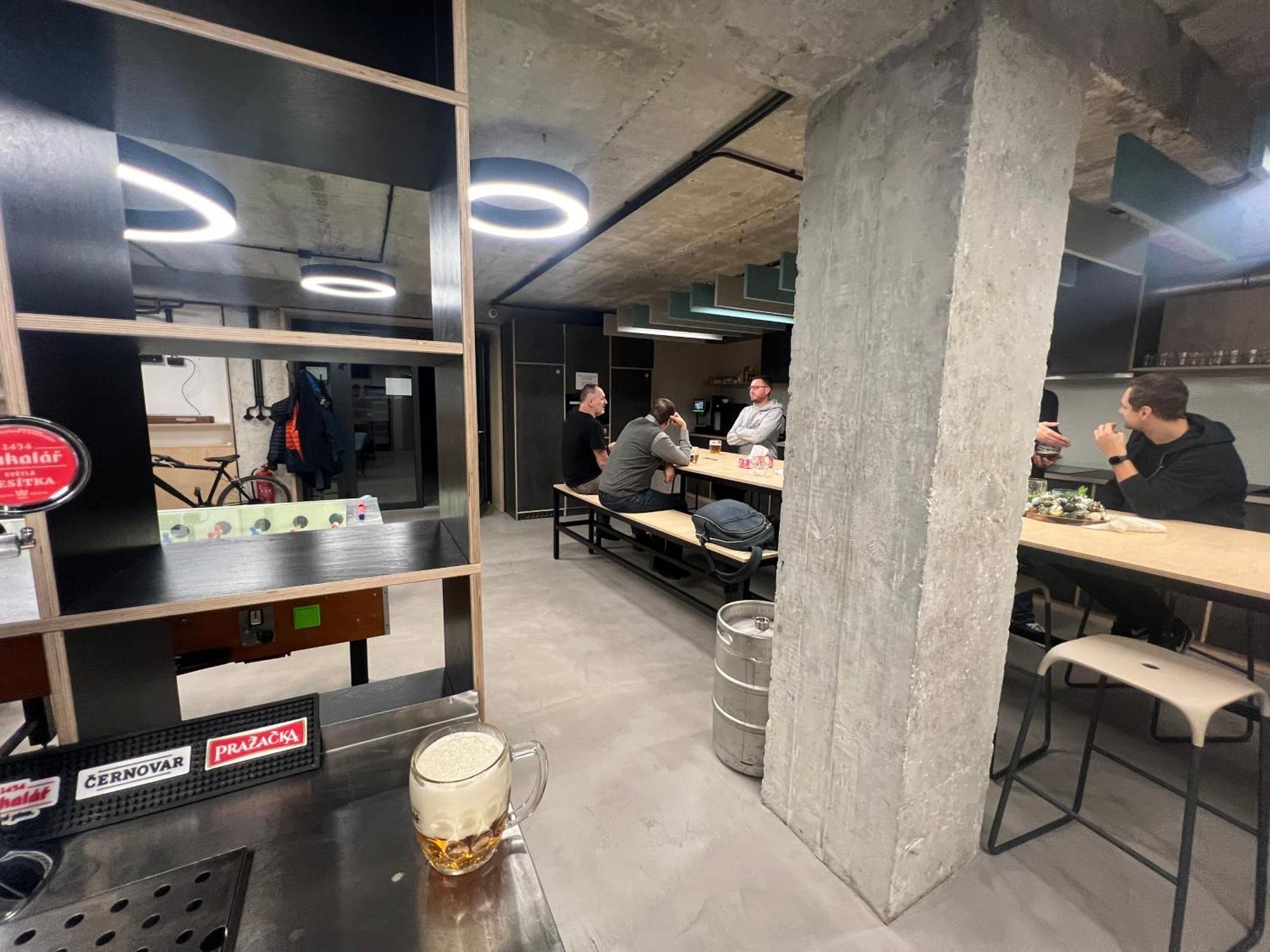 Izy Stay Hostel Bratislava Exteriér fotografie