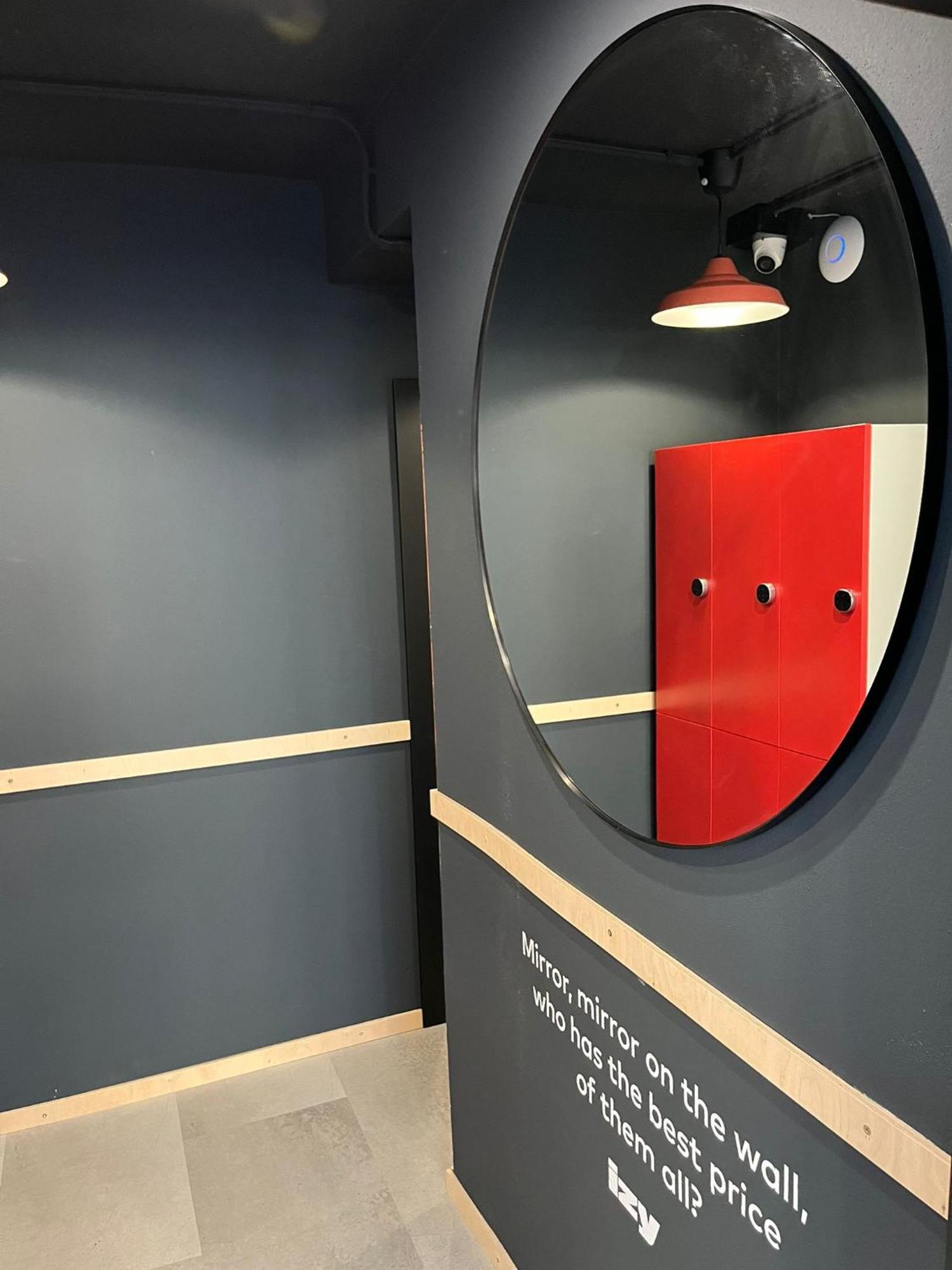 Izy Stay Hostel Bratislava Exteriér fotografie